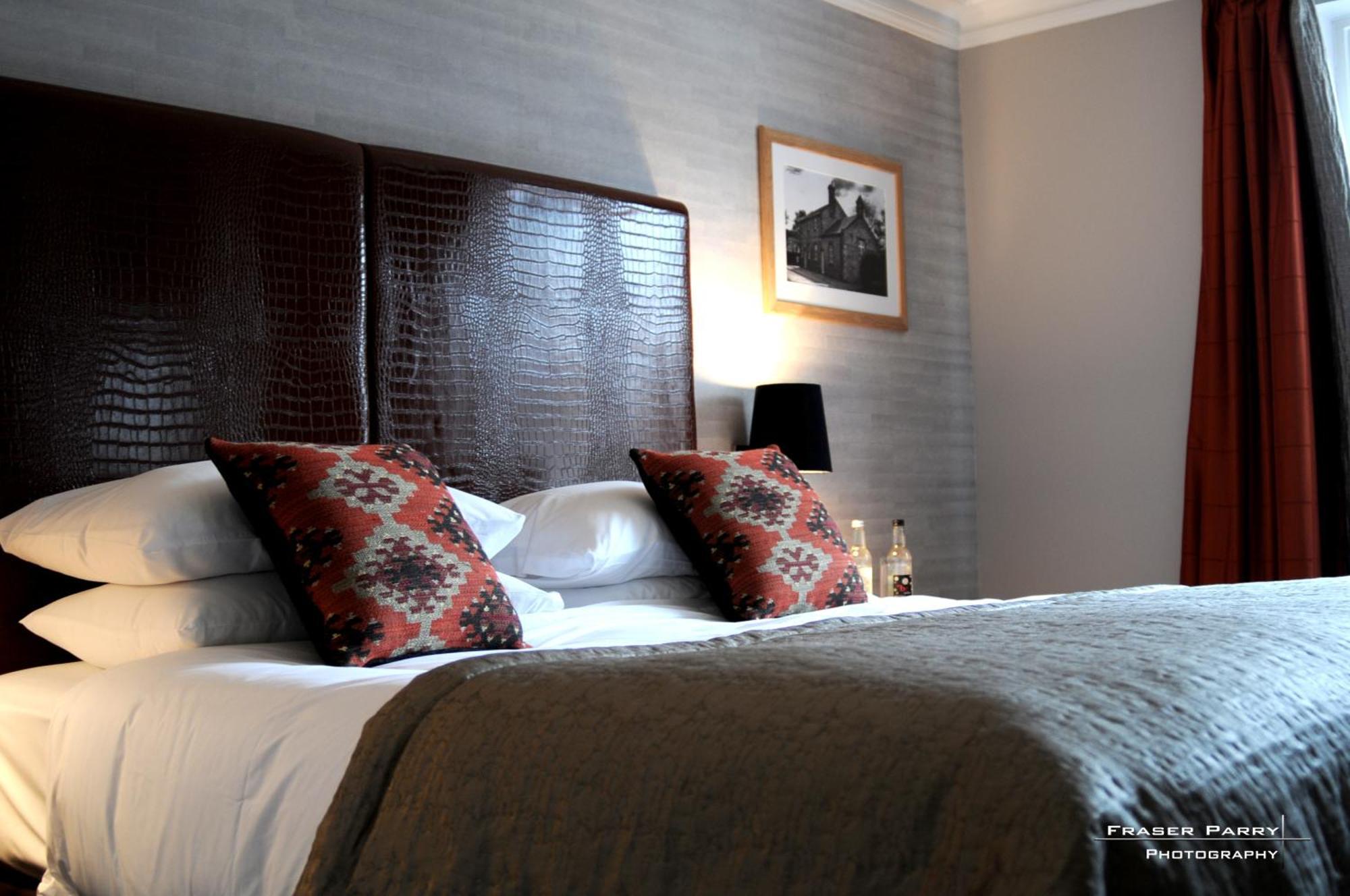 The Saracens Head Hotel Great Dunmow Buitenkant foto