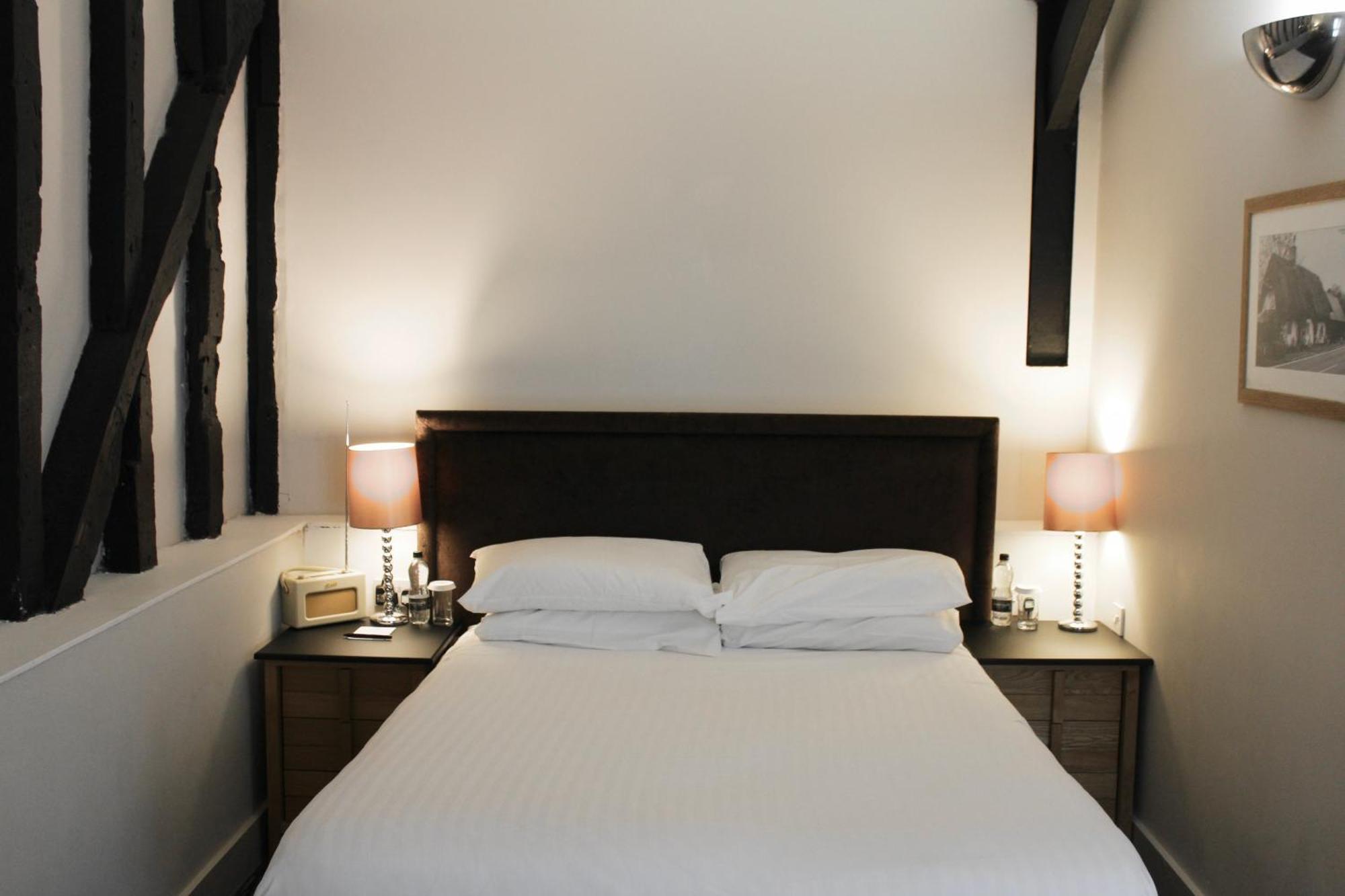 The Saracens Head Hotel Great Dunmow Buitenkant foto
