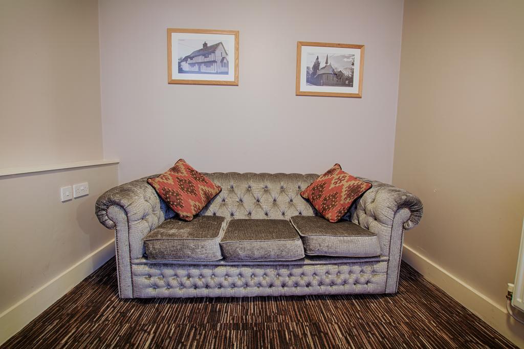 The Saracens Head Hotel Great Dunmow Buitenkant foto