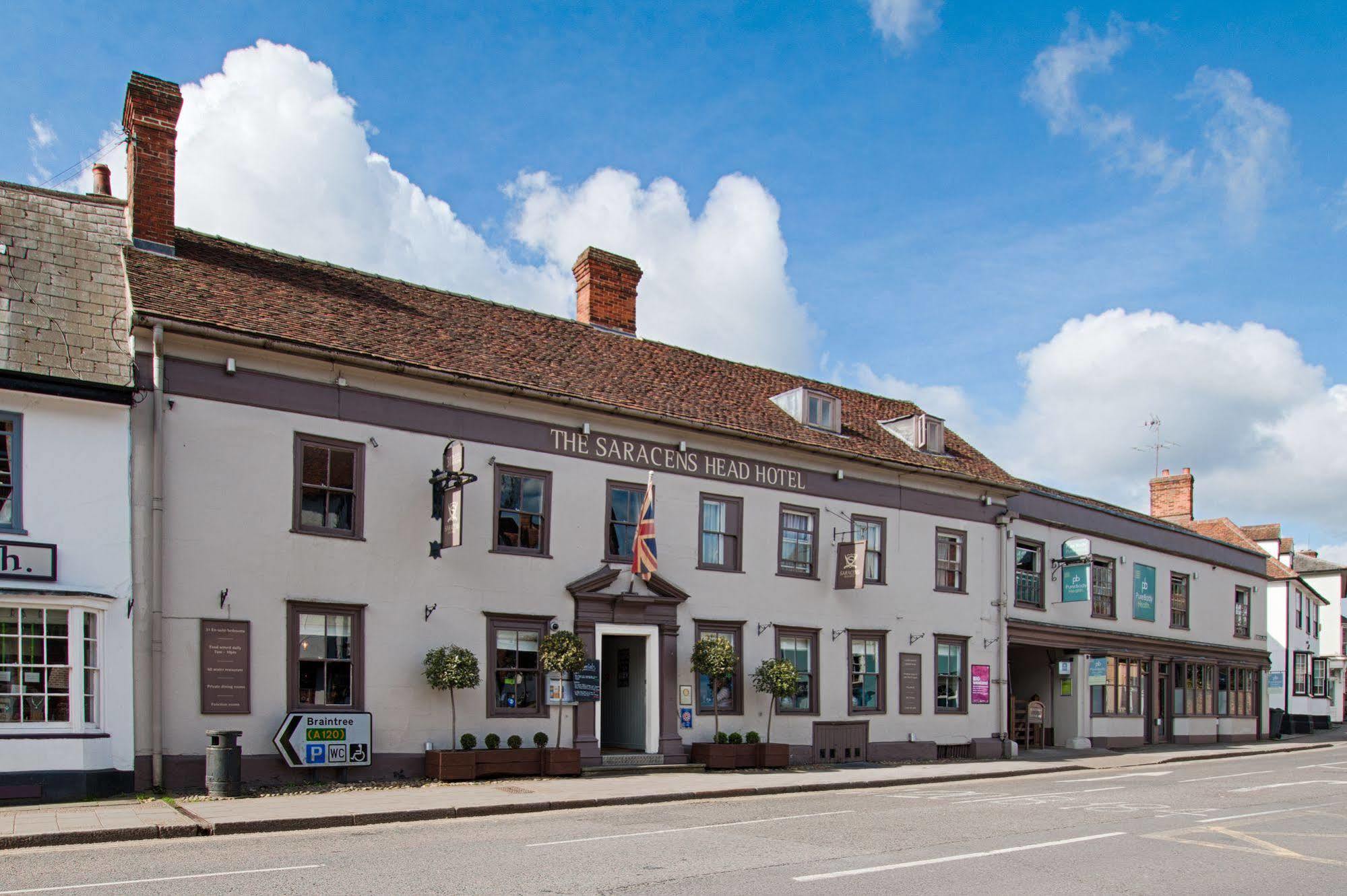 The Saracens Head Hotel Great Dunmow Buitenkant foto