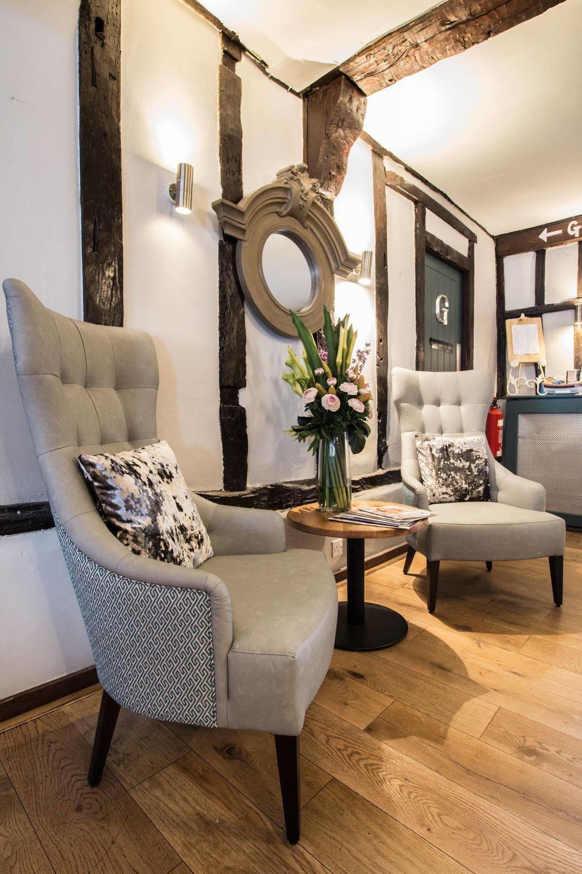 The Saracens Head Hotel Great Dunmow Buitenkant foto
